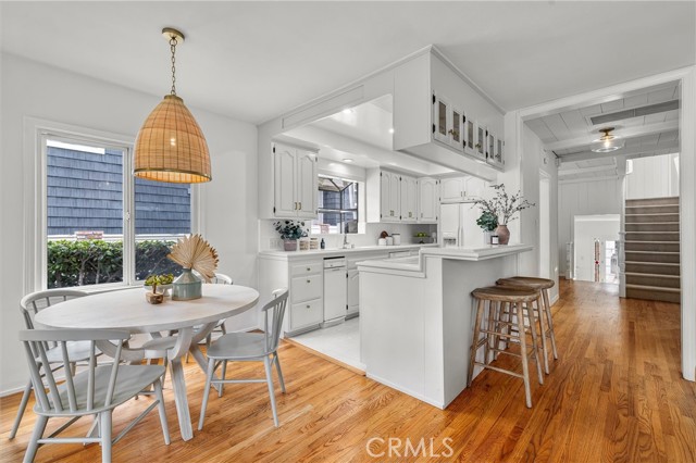 628 29th Street, Manhattan Beach CA: https://media.crmls.org/medias/188a23ae-352b-4888-b51b-a7809b88a53d.jpg