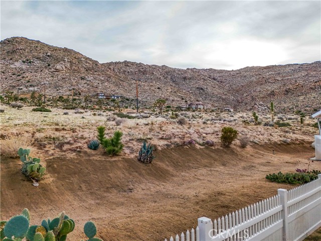 Detail Gallery Image 39 of 75 For 7955 Wesley Rd, Joshua Tree,  CA 92252 - 3 Beds | 2 Baths