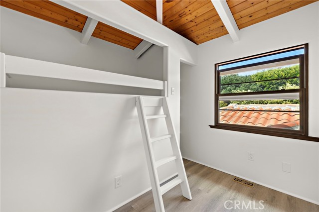 490 Agate, Laguna Beach CA: https://media.crmls.org/medias/188aef9e-8e8e-412a-b536-cc74728e5adc.jpg