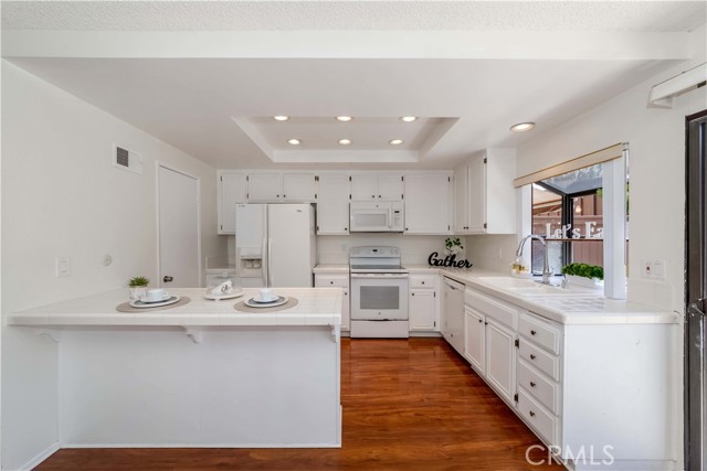Detail Gallery Image 12 of 28 For 1443 Dalmatia Dr, San Pedro,  CA 90732 - 3 Beds | 2/1 Baths