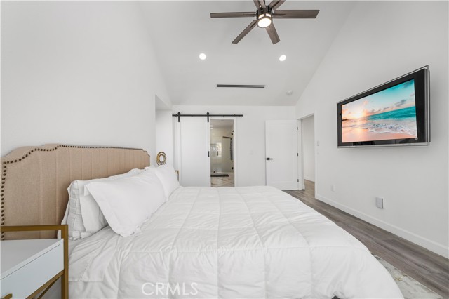 Detail Gallery Image 25 of 27 For 122 21st, Huntington Beach,  CA 92648 - 3 Beds | 4/1 Baths