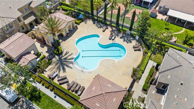 Detail Gallery Image 10 of 44 For 14975 S Highland Ave #82,  Fontana,  CA 92336 - 3 Beds | 2/1 Baths