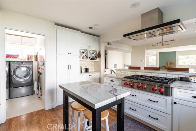 Detail Gallery Image 18 of 50 For 1399 Palisades Dr, Pacific Palisades,  CA 90272 - 3 Beds | 2/1 Baths