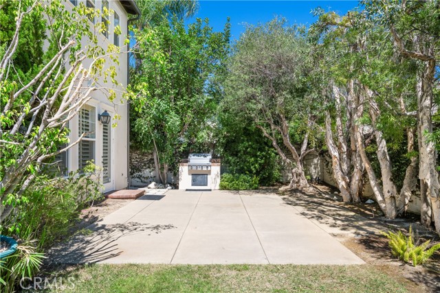 26 Marble Sands, Newport Beach CA: https://media.crmls.org/medias/188e5c10-83f8-40a0-84a9-b37fc708cda8.jpg