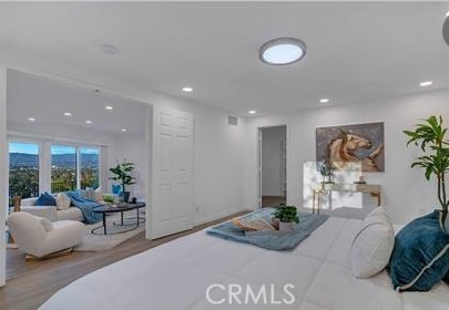 3728 Berry Drive, Studio City CA: https://media.crmls.org/medias/188e5d4e-6deb-4159-9e75-6004341fc6e2.jpg