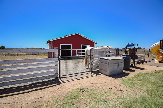 Detail Gallery Image 3 of 52 For 6221 County Road 23, Orland,  CA 95963 - 3 Beds | 2 Baths