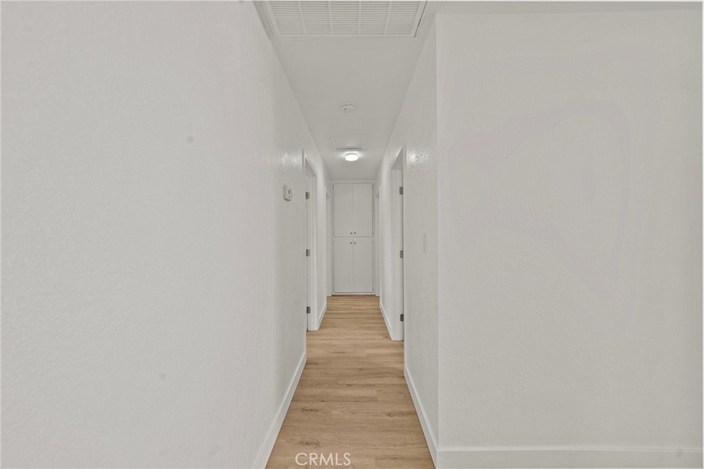 https://media.crmls.org/medias/188ec8af-14d3-4c77-8596-9b0aafd797ba.jpg?preset=X-Large