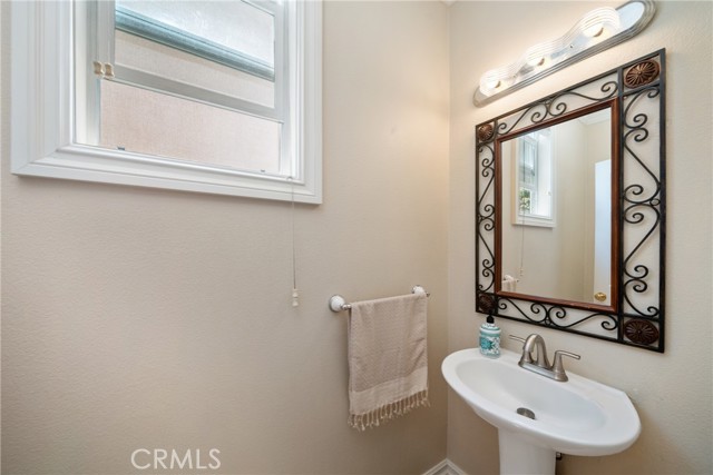 2 Corte Arbertura, San Clemente CA: https://media.crmls.org/medias/188f41c0-d2d0-43f5-853a-38008893390b.jpg