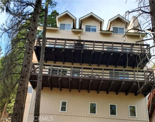 Detail Gallery Image 1 of 9 For 298 Birchwood Dr, Lake Arrowhead,  CA 92352 - 4 Beds | 3/1 Baths