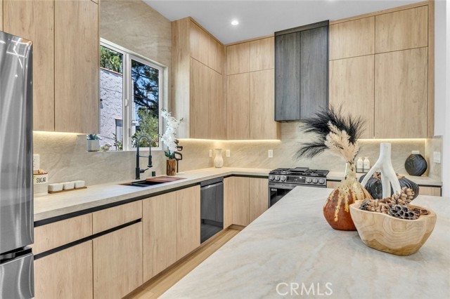 3 Bed Home for Sale in North Hollywood, California
