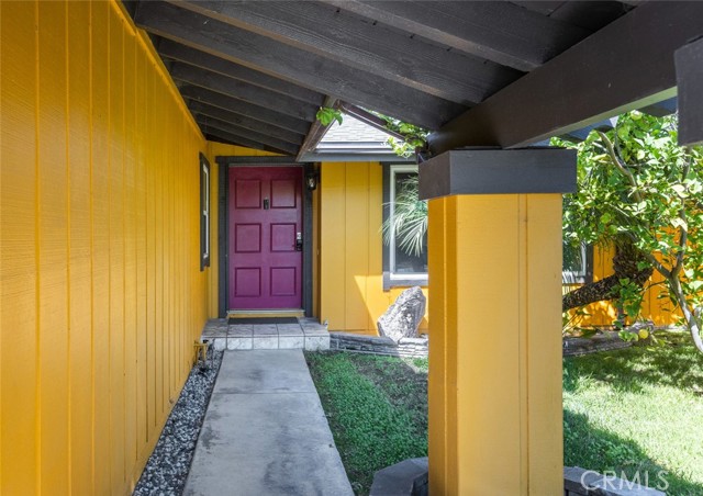 262 S La Linda Drive, Orange CA: https://media.crmls.org/medias/188fa13e-8974-41f2-be56-778a869de86c.jpg
