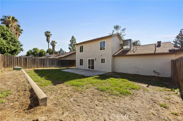 5804 Cedar Glen Lane, Bakersfield CA: https://media.crmls.org/medias/188fa7b8-b595-41ce-a805-041a3f0b313a.jpg