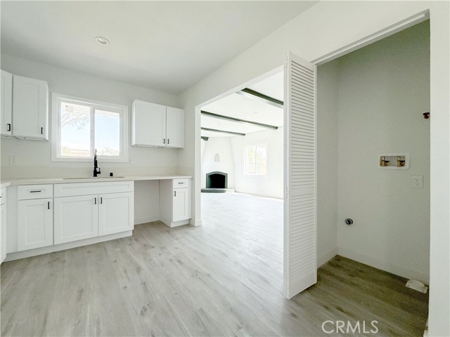 Detail Gallery Image 5 of 19 For 405 S Bradfield Ave, Compton,  CA 90221 - 3 Beds | 2 Baths
