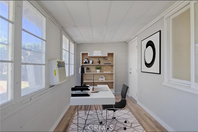 Detail Gallery Image 10 of 15 For 110 W Montrose, Hemet,  CA 92543 - 2 Beds | 1 Baths