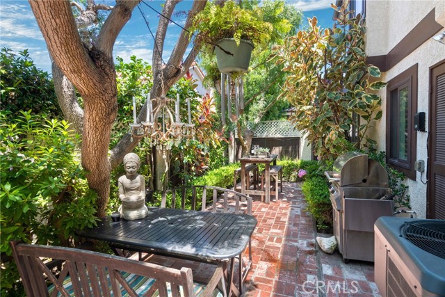 2009 Curtis Avenue, Redondo Beach, California 90278, 3 Bedrooms Bedrooms, ,2 BathroomsBathrooms,Residential,Sold,Curtis,SB23122610