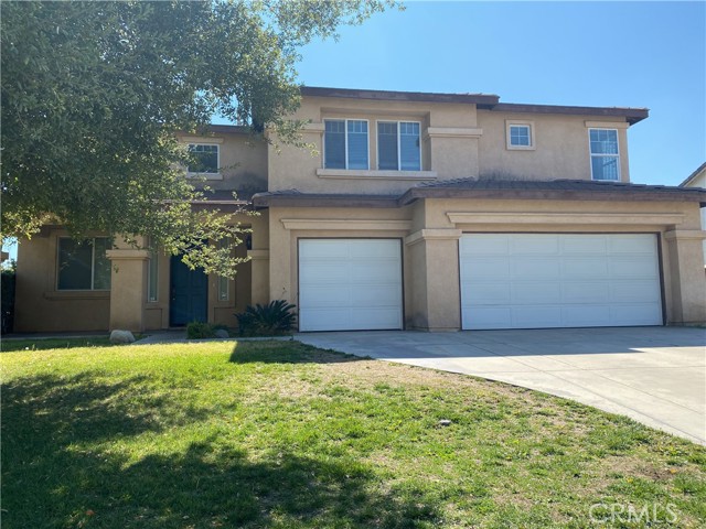 405 E Lurelane Street Rialto, California Ready to move-in, updated house with an unbeatable neighborhood. Wide streets with plenty of parking as well as a 3 car garage. All bedrooms upstairs, huge master bedroom as well as a game loft! Near the new Rialto shopping center and all of the necessities. Close to parks and schools as well! Mature tree in front and ample landscaping in back provides a peaceful atmosphere. Stove, Dishwasher and microwave appliances include! Just bring your fridge, washer/dryer and this place is ready! Fireplace in living room. Place has been well maintained, deep cleaned and carpet shampoo/steam cleaned. Move into your new home! Tenant pays for all utilities except landlord pays for landscaping.