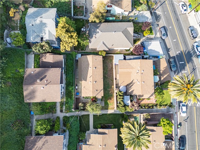 3580 Griffin Avenue, Los Angeles CA: https://media.crmls.org/medias/18915052-5796-4014-9c41-bcffdf399050.jpg