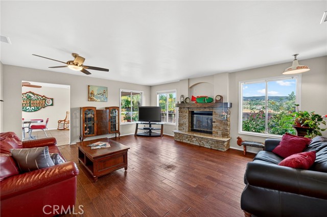 Detail Gallery Image 25 of 65 For 39775 Calle Bellagio, Temecula,  CA 92592 - 3 Beds | 2 Baths