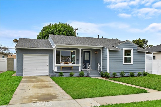 1833 N Greenbrier N Road, Long Beach CA: https://media.crmls.org/medias/1891577d-0fcd-49ed-9b75-e98ae207c7ea.jpg