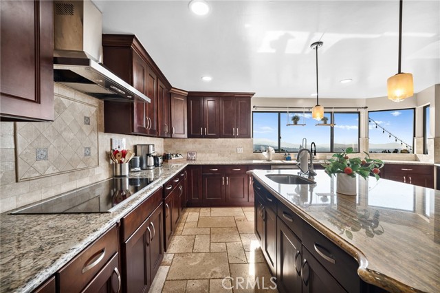 38225 Camino Sierra Road, Temecula CA: https://media.crmls.org/medias/1891a720-8350-48bc-93f2-ee6c59ff32a4.jpg