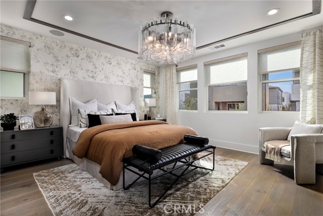 Detail Gallery Image 8 of 18 For 136 Creation, Irvine,  CA 92618 - 5 Beds | 5 Baths