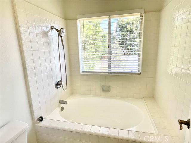 Detail Gallery Image 12 of 17 For 26161 Owl Ct, Lake Forest,  CA 92630 - 3 Beds | 2/1 Baths
