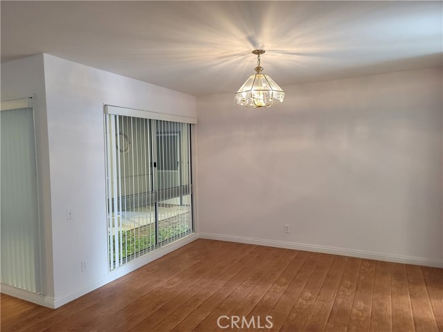Detail Gallery Image 13 of 40 For 5301 Balboa Bld #E11,  Encino,  CA 91316 - 2 Beds | 2 Baths