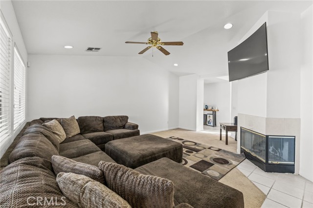 Detail Gallery Image 31 of 53 For 57088 Millstone Dr, Yucca Valley,  CA 92284 - 5 Beds | 3 Baths