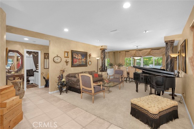 Image 9 of 75 For 9902 Lapworth