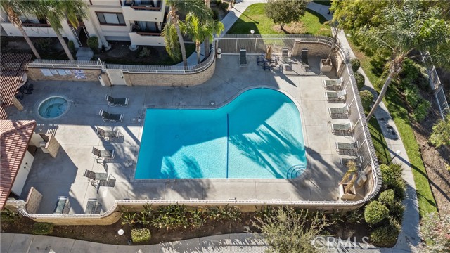 Detail Gallery Image 13 of 15 For 18187 Sundowner Way #826,  Canyon Country,  CA 91387 - 3 Beds | 2 Baths