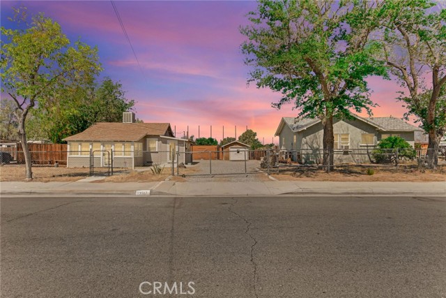 Detail Gallery Image 1 of 62 For 43517 7th St E., Lancaster,  CA 93535 - – Beds | – Baths