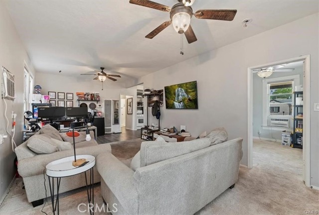 Detail Gallery Image 11 of 33 For 323 E Colton, Redlands,  CA 92374 - 3 Beds | 2 Baths