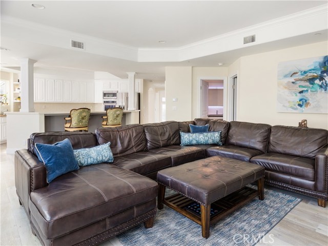 534 Francisca Avenue, Redondo Beach, California 90277, 5 Bedrooms Bedrooms, ,3 BathroomsBathrooms,Residential,Sold,Francisca,SB20239752