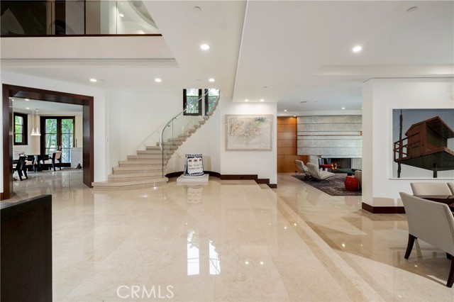 9 Sailcrest, Newport Coast CA: https://media.crmls.org/medias/18978fec-e5bf-4c0f-9761-e06b68733ee3.jpg