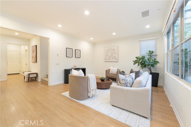 Detail Gallery Image 11 of 48 For 54 Birmingham, Irvine,  CA 92620 - 4 Beds | 3 Baths