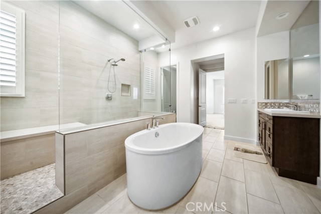 5313 Newbury, Yorba Linda CA: https://media.crmls.org/medias/18991cc4-4350-4d3d-bf06-393e3277faad.jpg