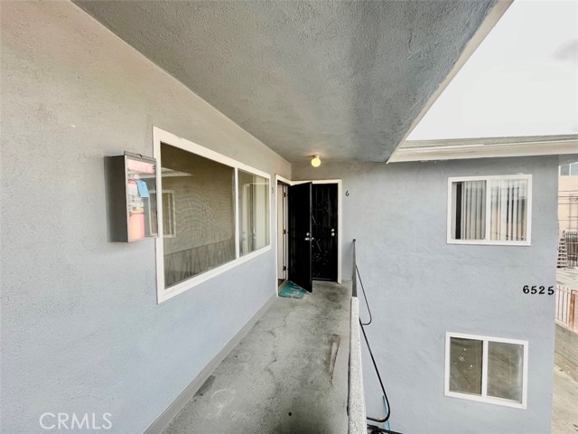 Image 3 for 6527 S Victoria Ave, Los Angeles, CA 90043