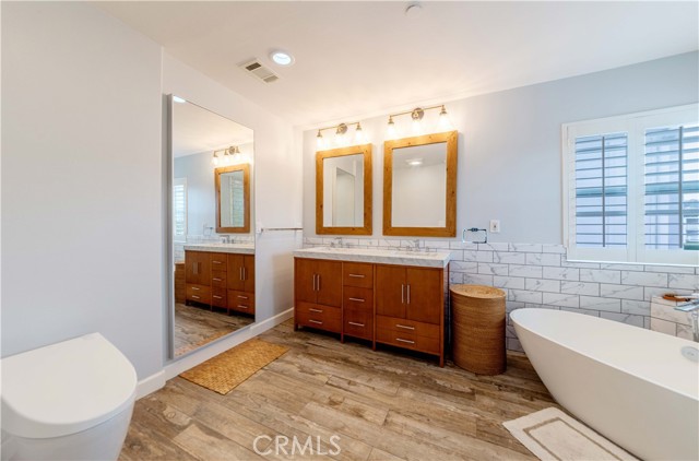 Detail Gallery Image 25 of 38 For 1800 S Pacific Coast Highway #94,  Redondo Beach,  CA 90277 - 3 Beds | 3 Baths