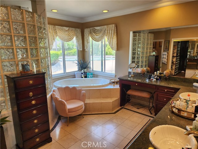 Detail Gallery Image 34 of 38 For 13958 Break of Day Ct, Chino Hills,  CA 91709 - 5 Beds | 4/1 Baths