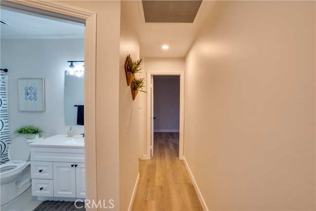 Detail Gallery Image 12 of 22 For 310 W 10th Pl, Beaumont,  CA 92223 - 3 Beds | 2 Baths