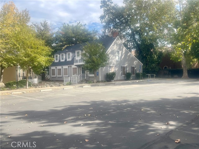 19 Williamsburg Lane, Chico, California 95926, ,Commercial Lease,For Rent,19 Williamsburg Lane,CRSN24221550