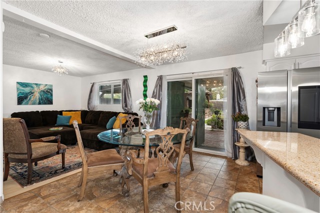 Detail Gallery Image 12 of 38 For 3505 Kennedy, Bakersfield,  CA 93309 - 4 Beds | 3 Baths