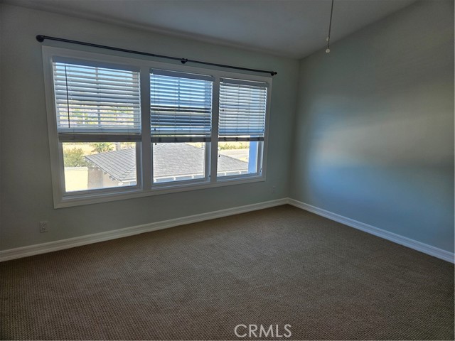 Detail Gallery Image 15 of 35 For 221 Aviation Pl, Manhattan Beach,  CA 90266 - 3 Beds | 2/1 Baths
