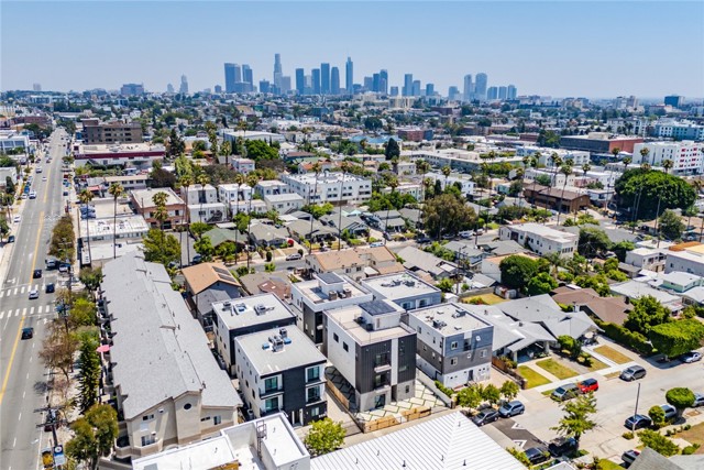 Detail Gallery Image 18 of 19 For 242 N Dillon, Silver Lake Los Angeles,  CA 90026 - 4 Beds | 2 Baths