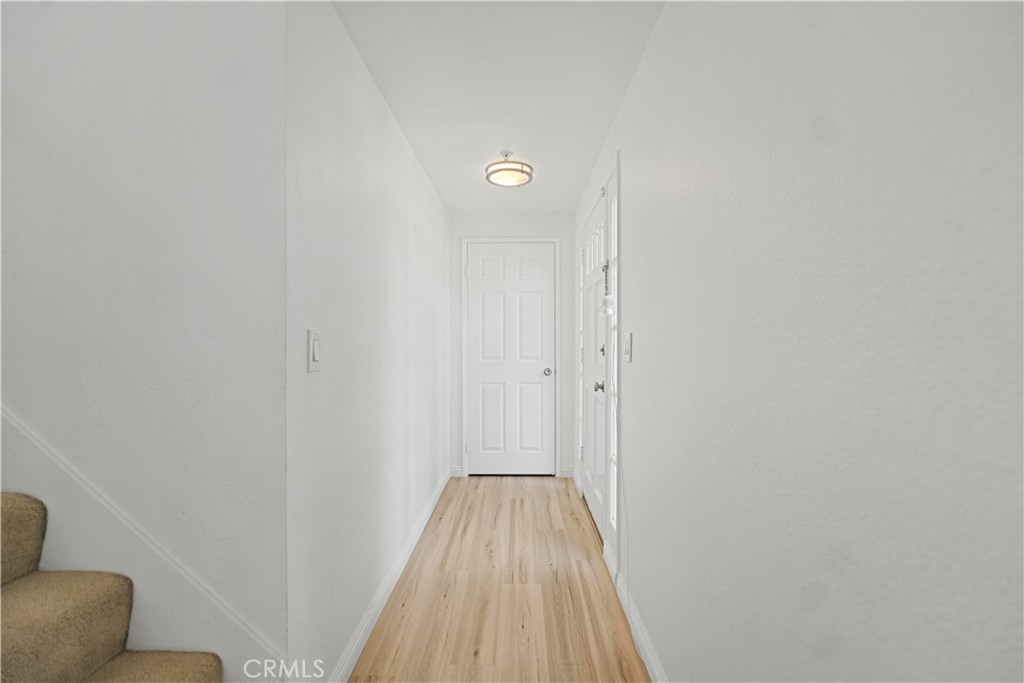 https://media.crmls.org/medias/189e2882-4100-4bfb-bfb1-16652667562d.jpg?preset=X-Large