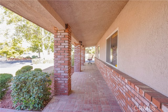 14415 Erie, Apple Valley CA: https://media.crmls.org/medias/189f15ac-65a2-40d8-a94b-9648bc8149e6.jpg