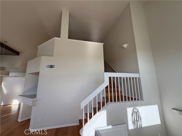 Detail Gallery Image 17 of 23 For 549 Shoal Cir, Redwood City,  CA 94065 - 1 Beds | 2 Baths