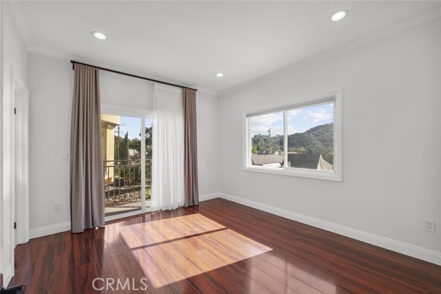 Detail Gallery Image 36 of 46 For 6939 Greeley St #101,  Tujunga,  CA 91042 - 3 Beds | 2 Baths