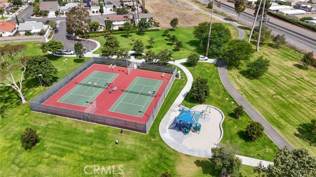 14 Black Oak, Irvine CA: https://media.crmls.org/medias/18a05fc3-09f5-41f2-9ee7-f467c50a2a24.jpg