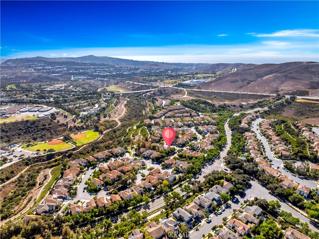 MLS #OC25252781 image #45